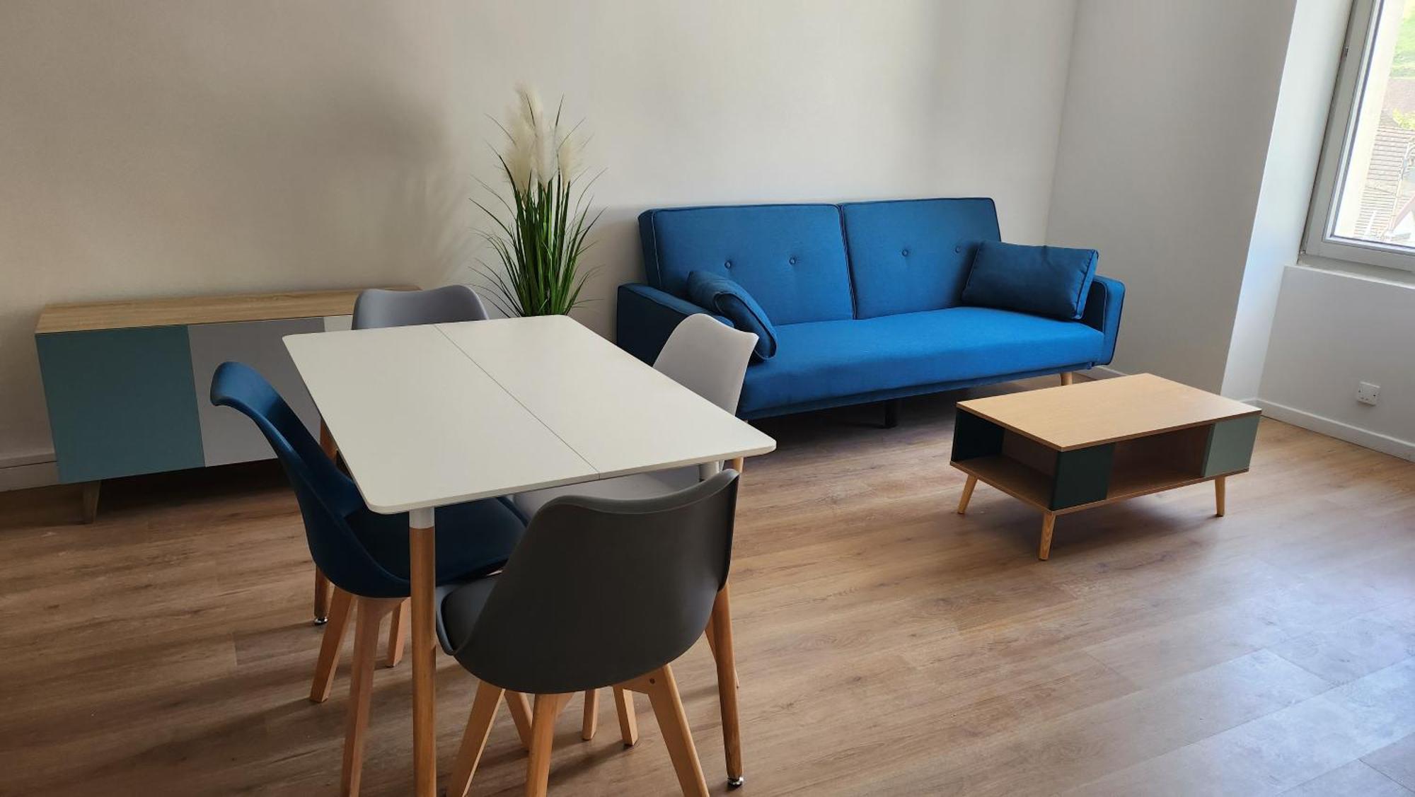 Appartement Tout Confort Vue Sur Les Forts ซาลอนส์-เลส์-แบ็งส์ ภายนอก รูปภาพ
